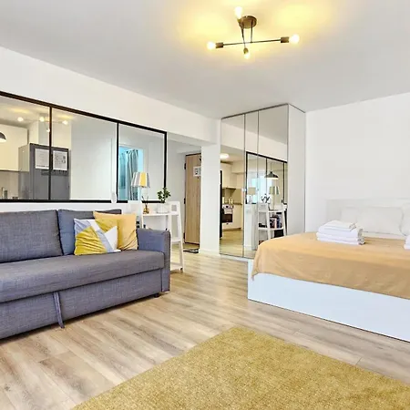 公寓 Hyperion - King Bed - Near Center 布加勒斯特
